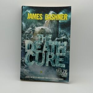 The Death Cure by James Dashner - Paperback